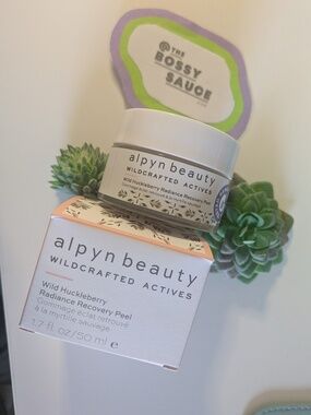 🌸 Alpyn Beauty Wild Huckleberry Radiance Recovery Peel NWT 50 ML